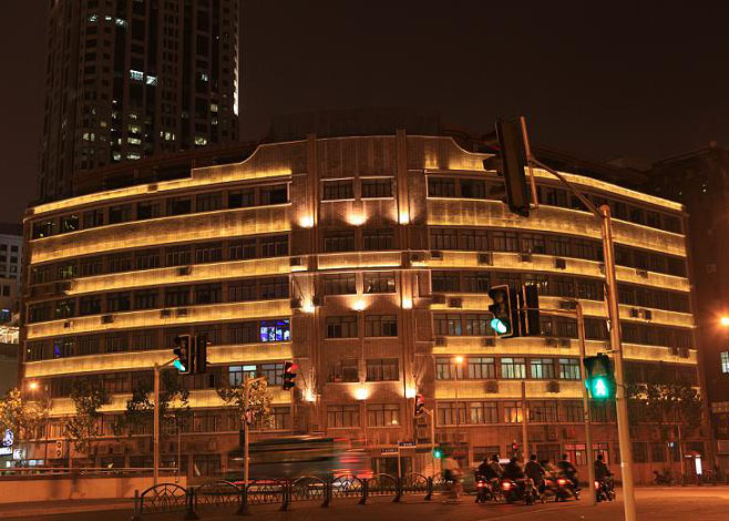 �Ĵ���¥ҹ��